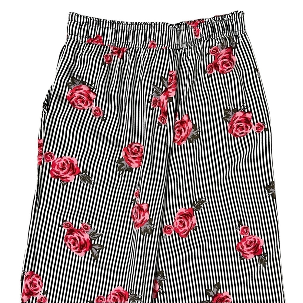 Joe B Black and White Floral Wide Leg Pants - Picture 10 of 11